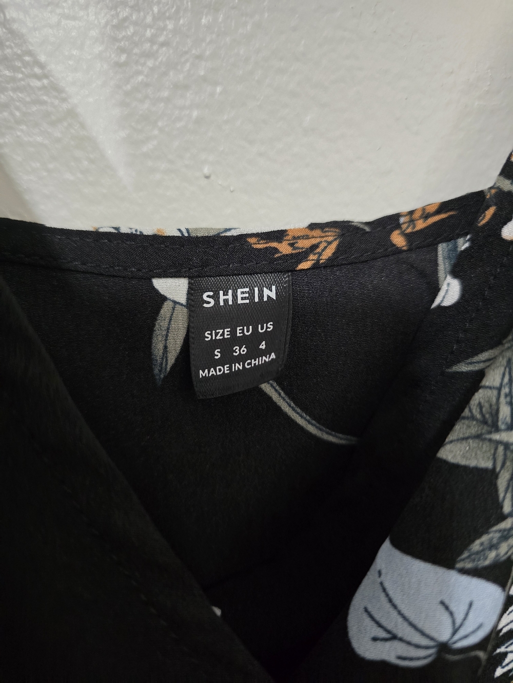 SHEIN Black Floral Hi-Lo Maxi Dress with Spaghetti Straps - Picture 2 of 7